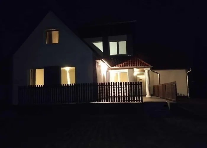 Nadenka & Mgr Vendeghaz Case de vacanță *