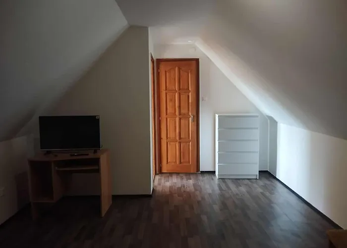 Nadenka & Mgr Vendeghaz Case de vacanță